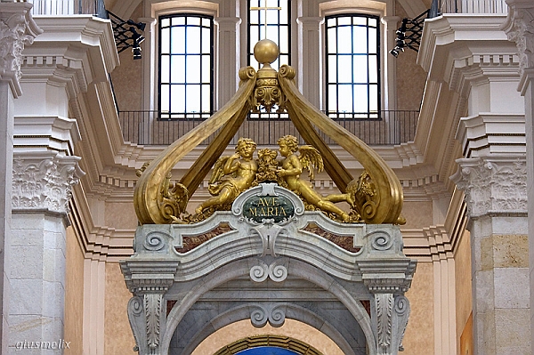 Basilica di Bonaria (40D_7013_1rid).jpg